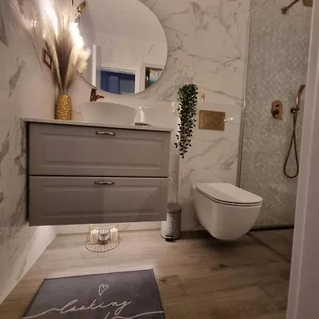 Luxe Apartment
